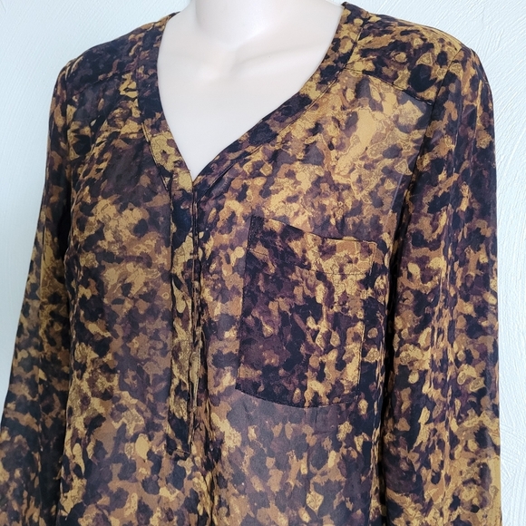 Merona Lightweight Printed 1/2 Button Down Blouse Top Size Women's XS - Picture 4 of 11
